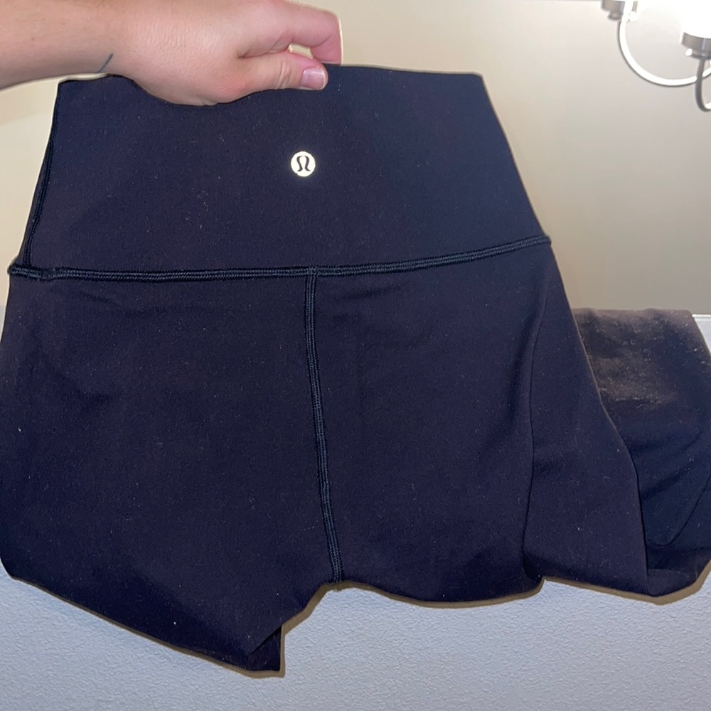 Lululemon wunder under size 4